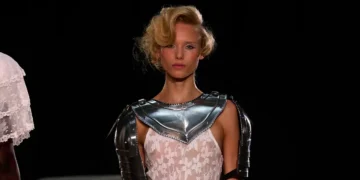 Yuhan Wang Spring Summer 2026 Unveils Armor of Roses