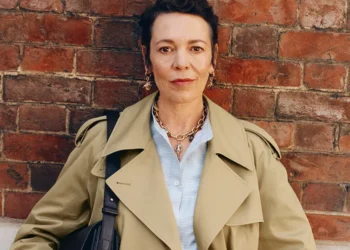 Burberry Presents Outerwear Icons with Olivia Colman and Global Models