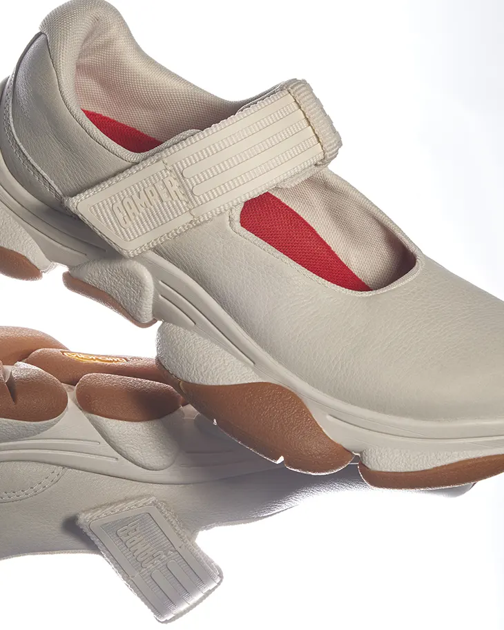 Camper Karst - Sneakers Unisex In Gomma Riciclata, Bianche - Tomaia Morbida E Plantare Ortholite
