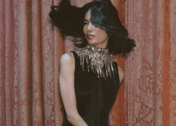 McQueen Showcases 2025 Holiday Edit