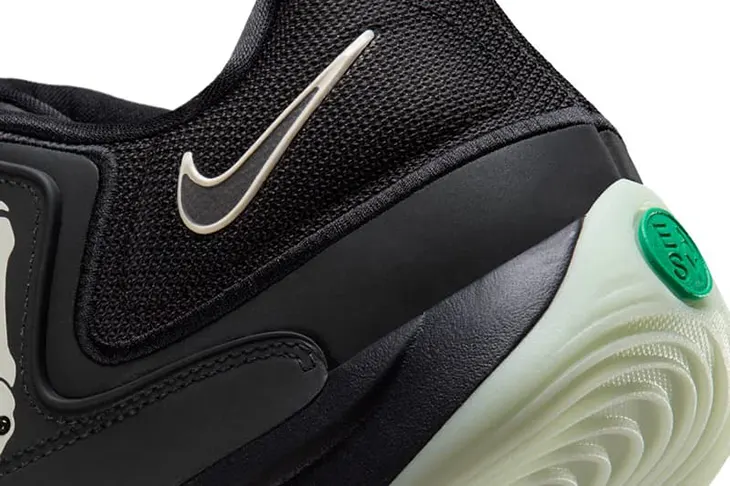 Nike KD 18 “Halloween”