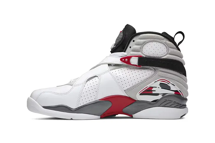 Jordan 8 Bugs Bunny