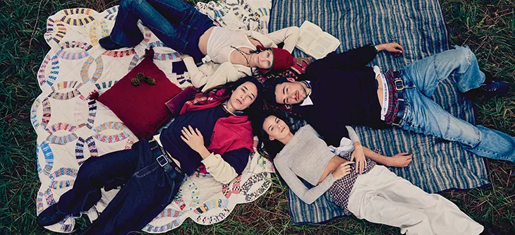 Guess Jeans Holiday 2025