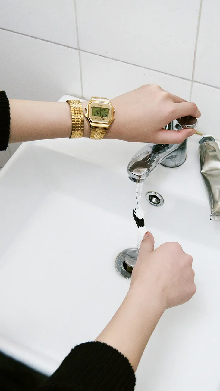 MM6 Maison Margiela x Timex T80 Gold