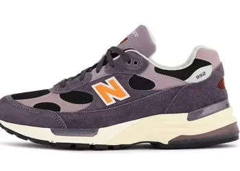 New Balance Launches 992 in “Dark Ice Wine” Colorway