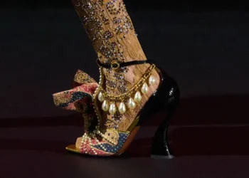 Fashion Trends We’d Like to Leave in 2025