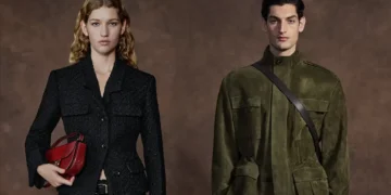 Ferragamo Pre-Fall 2026: Oceanic Elegance and Golden Age Glamour