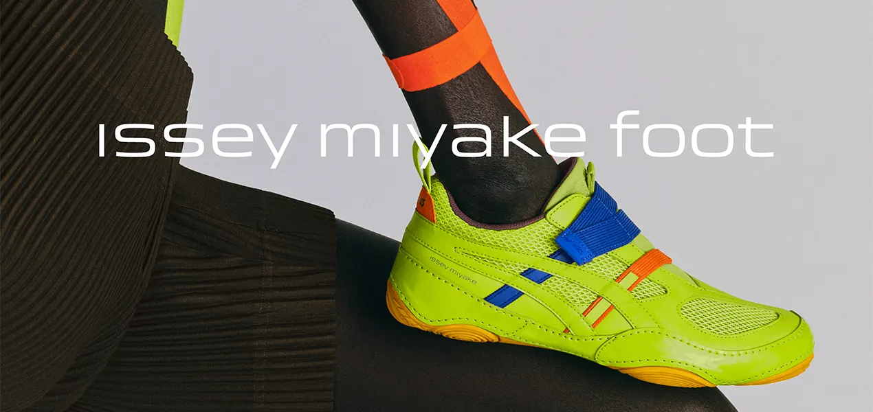 靴 issey miyake asics foot ISSEY MIYAKE x ASICS Introduce Footwear Development Project