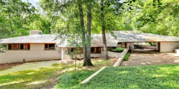 Fountainhead by Frank Lloyd Wright Opens to the Public