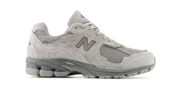 New Balance Expands the 2002R With Gore-Tex Editions