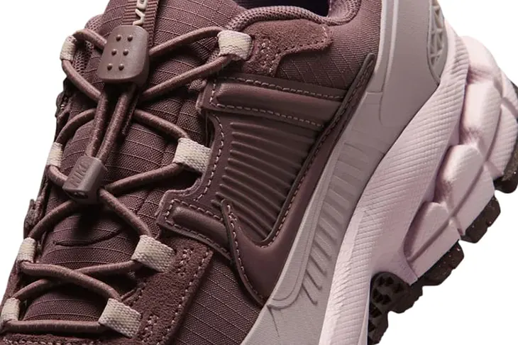 Nike Zoom Vomero 5 Roam Particle Rose