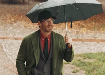 Boglioli Fall Winter 2026 Shapes Milanese Elegance