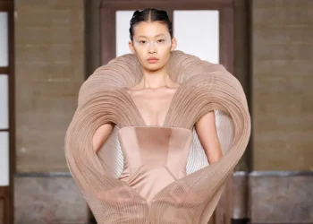 Gaurav Gupta Couture SS26 Shapes the Divine Androgyne