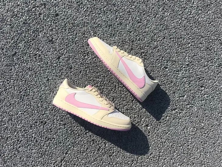 Travis Scott x Air Jordan 1 Low “Pink Pack”