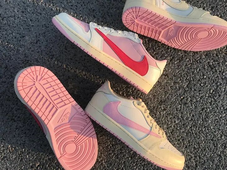 Travis Scott x Air Jordan 1 Low “Pink Pack”