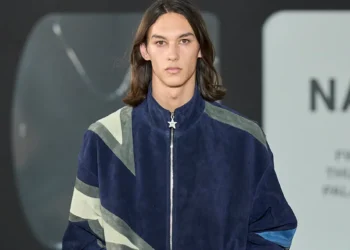 NAHMIAS Returns to Paris with ‘Wipeout’ – A Masterclass in California Cool