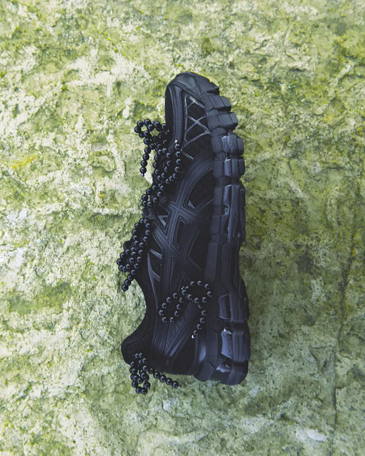 ASICS × Completedworks