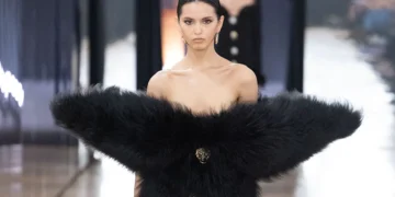 Blumarine FW26 Channels the Power and Duality of the Diva
