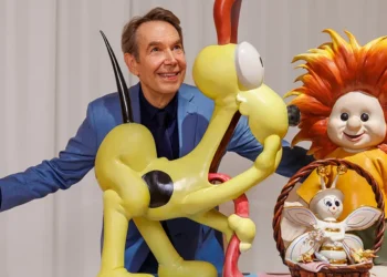 Espace Louis Vuitton Osaka Hosts Jeff Koons