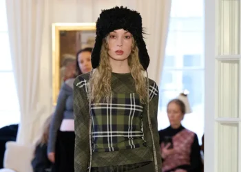 Rave Rvw Fall Winter 2026 Plays With Childhood Perception