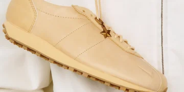 Aritzia Launches Exclusive Nike LD-1000 ‘EDITION A’ Sesame Colourway