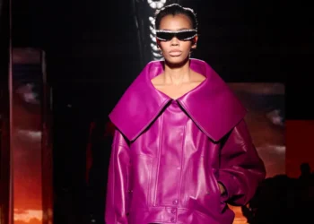 Balenciaga Winter 2026 Finds Form in Light and Shadow