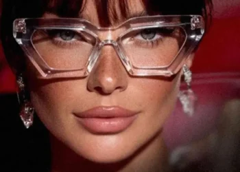 Design Evolution of Cat-Eye Glasses: Retro Shapes, Modern Craft