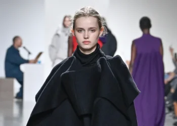 CFCL Introduces Sculptural Knitwear for Fall Winter 2026