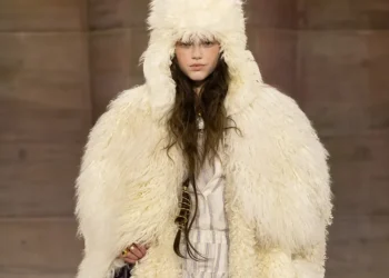 Chloé Winter 2026 Collection Explores Folk Craft and Community