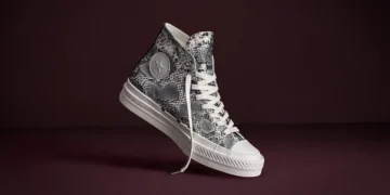 Converse First String Chuck Taylor