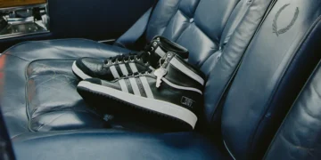 SNIPES Adidas 313 Day
