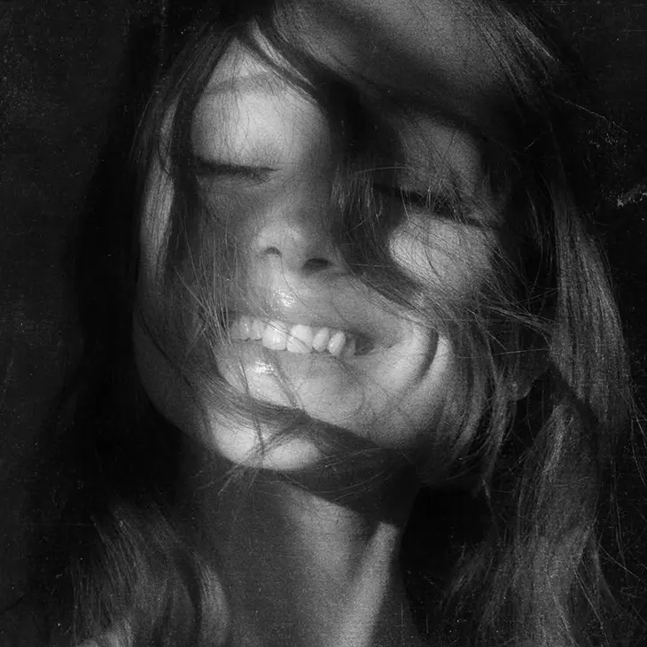 Ariana Grande Album "Petal"