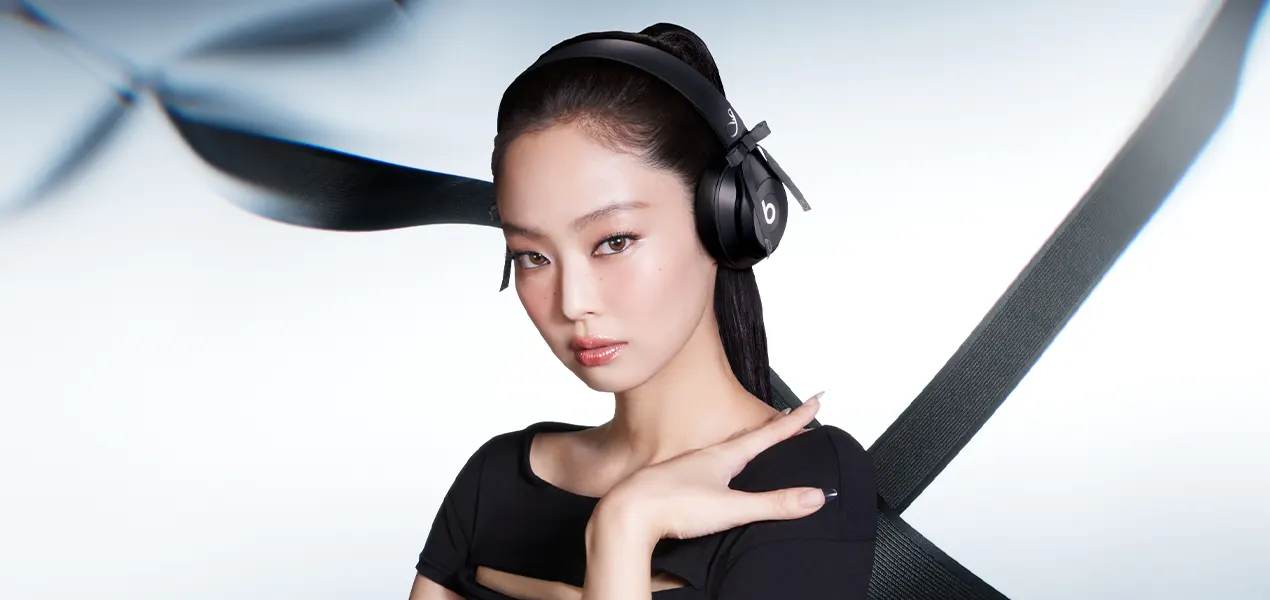 Beats x JENNIE Reveal Solo 4 Onyx Black with Unreleased Track