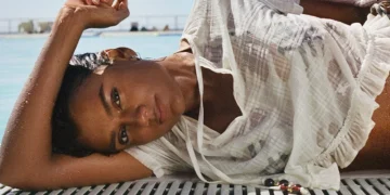 Simone Ashley and Tom Blyth Star in Burberry High Summer 2026