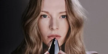 Hunter Schafer Is the Face of Mugler Angel Blush Fragrance