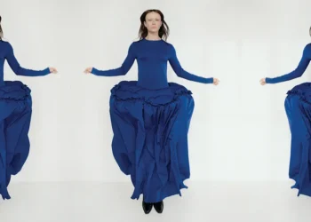 Fluid Form by Mariana Valente for DSCENE The New Disorder