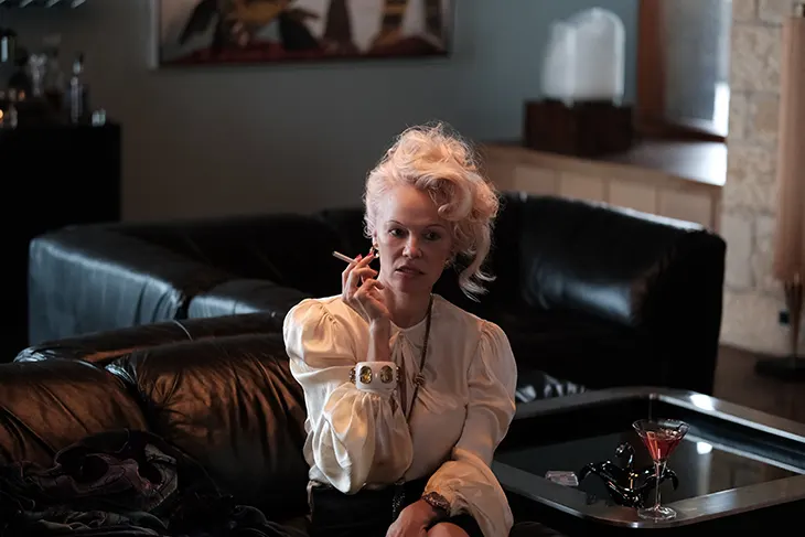 Rosebush Pruning Elle Fanning Pamela Anderson