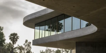 Dior Sets Cruise 2027 Show at LACMA Under Jonathan Anderson