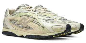 AURALEE New Balance 204L