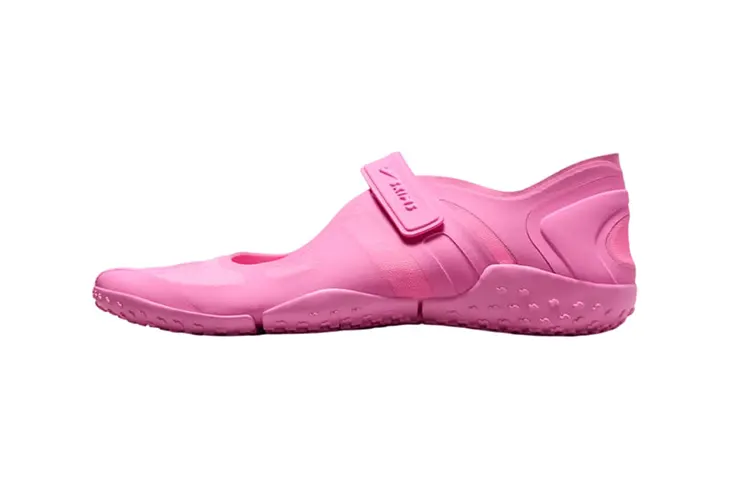 NikeSKIMS Rift Mesh Psychic Pink