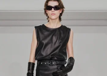 Ernest W. Baker SS27 Refines the Romance of Craft