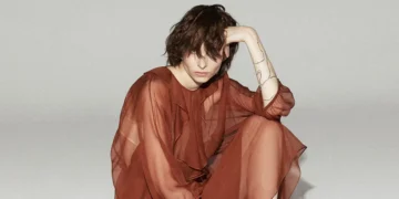 N21 Resort 2027 Womenswear Builds Contrast Into Every Look