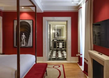 Casa J.K. Place Roma: The Art of Living Like a Roman