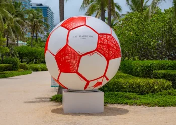 12 Pentagons Brings the Badly Drawn Ball to Bal Harbour Village