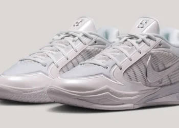 Sabrina Ionescu Goes Minimal With the Nike Sabrina 4 Light Work