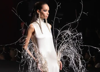Stéphane Rolland FW26 Couture Honors Dalida From Cairo to Paris