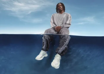 Triple White Adistar Jellyfish