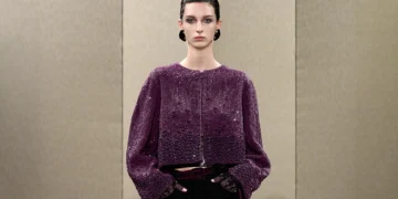 Giorgio Armani Privé FW26 Couture Enters the Boudoir