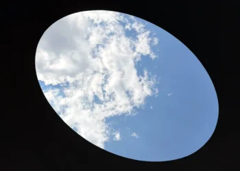 DORIC ORDER: The Long Way to See the Sky