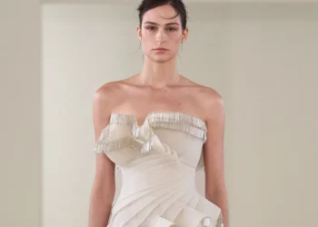 Rami Al Ali FW26 Couture Finds Renewal in Threads of Light